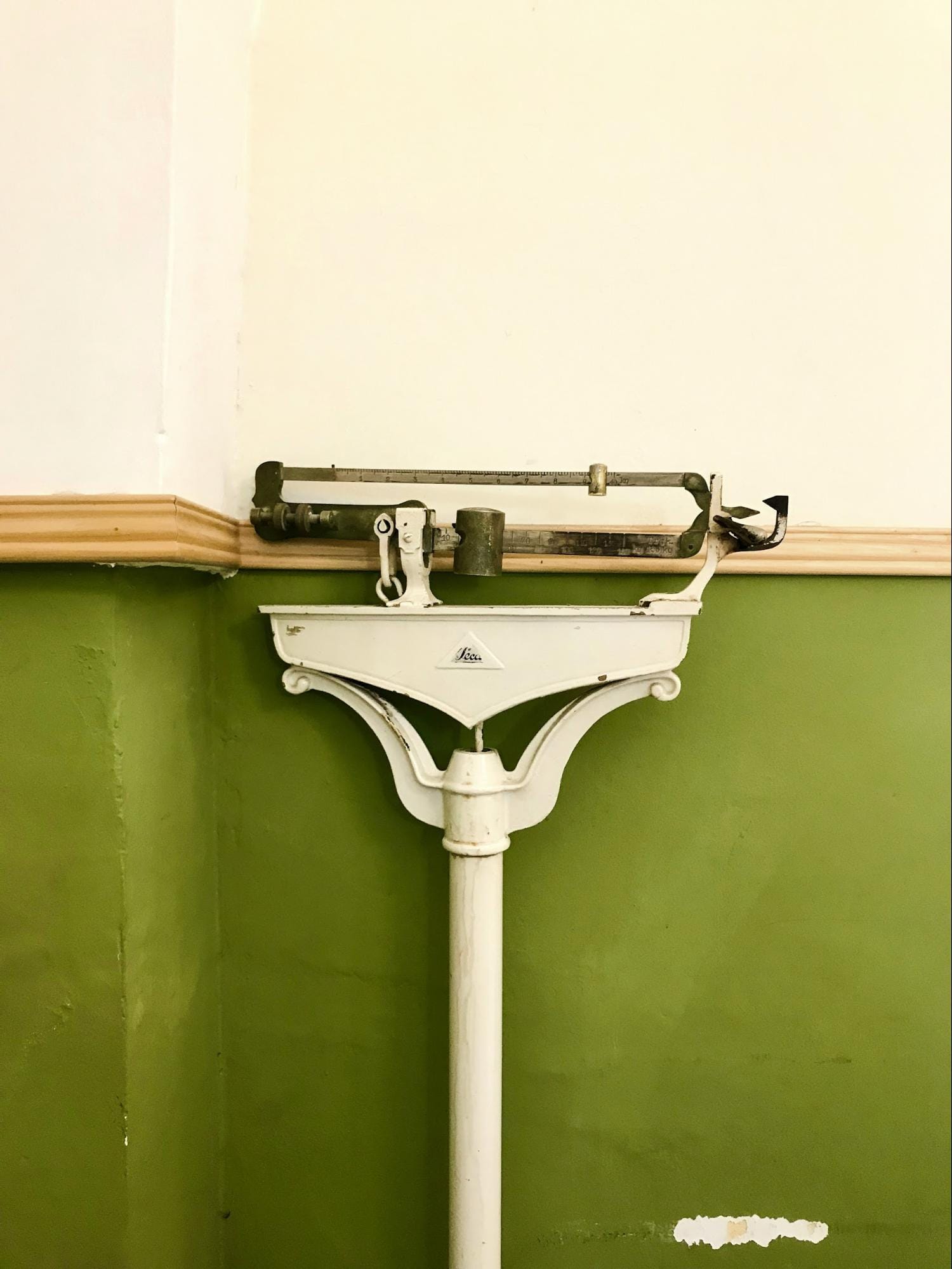 is it illegal to have cameras in classrooms